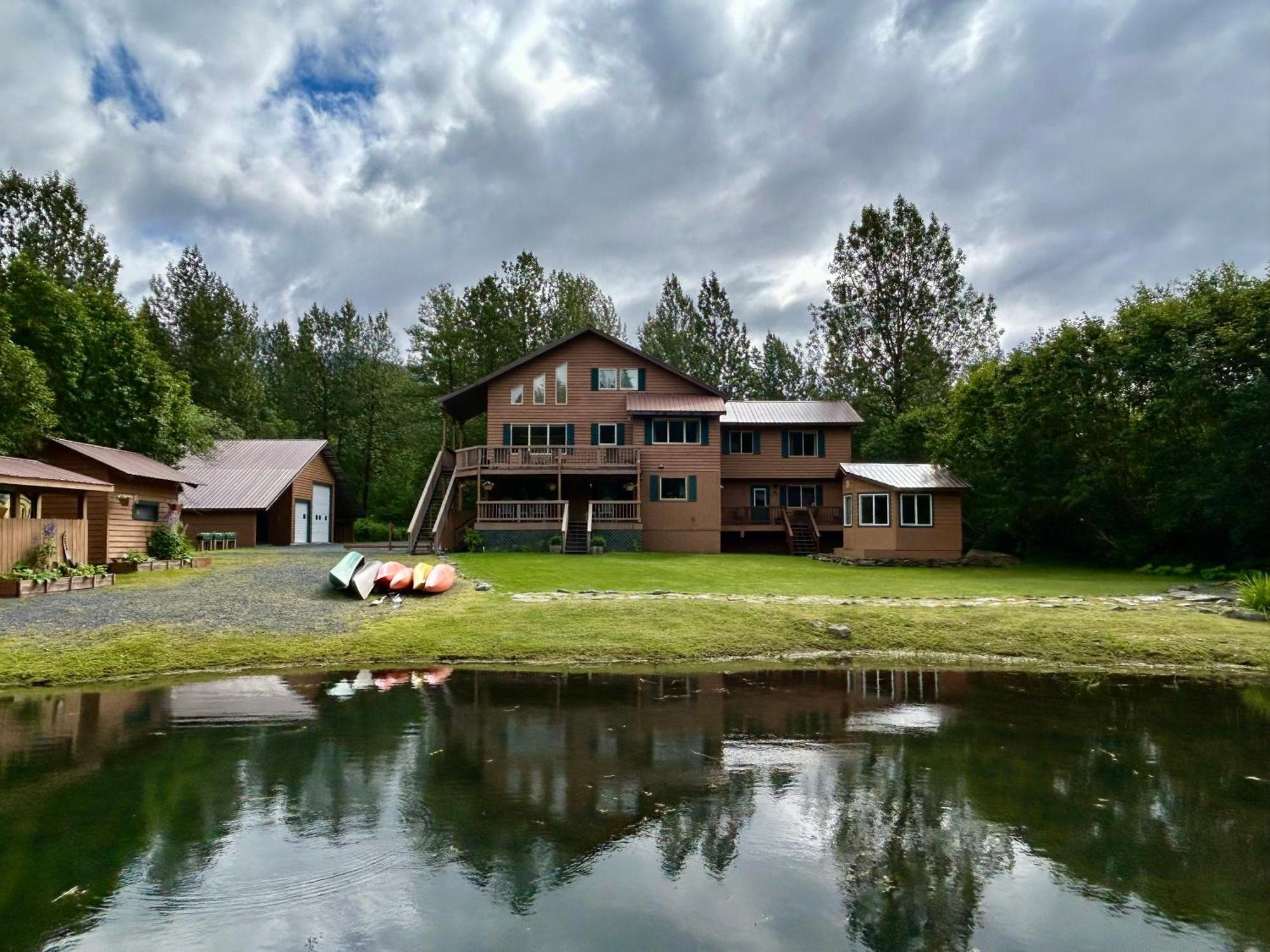 Bear Lake Lodgings B&B, Inc Seward Exterior foto